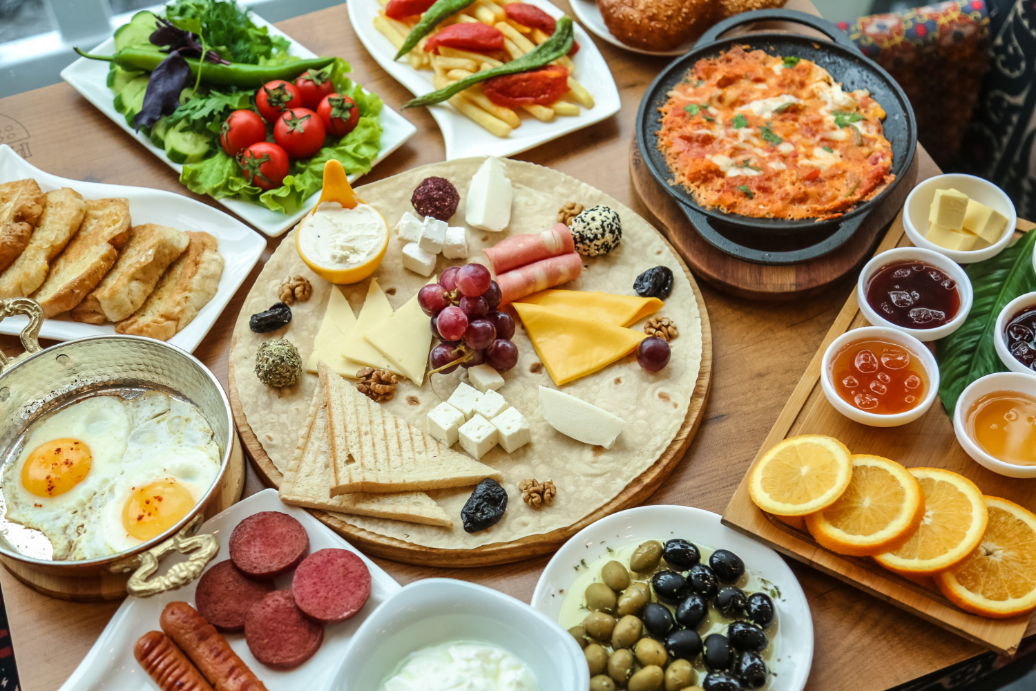 Doğa Orman Park Pizza Köyü, Kocaeli İzmit'te serpme kahvaltı restoranı sizlerle.